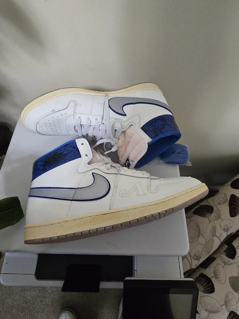 Nike Awake NY x Air Jordan Jordan Air Ship PE SP Game Royal. Mens Size 15
